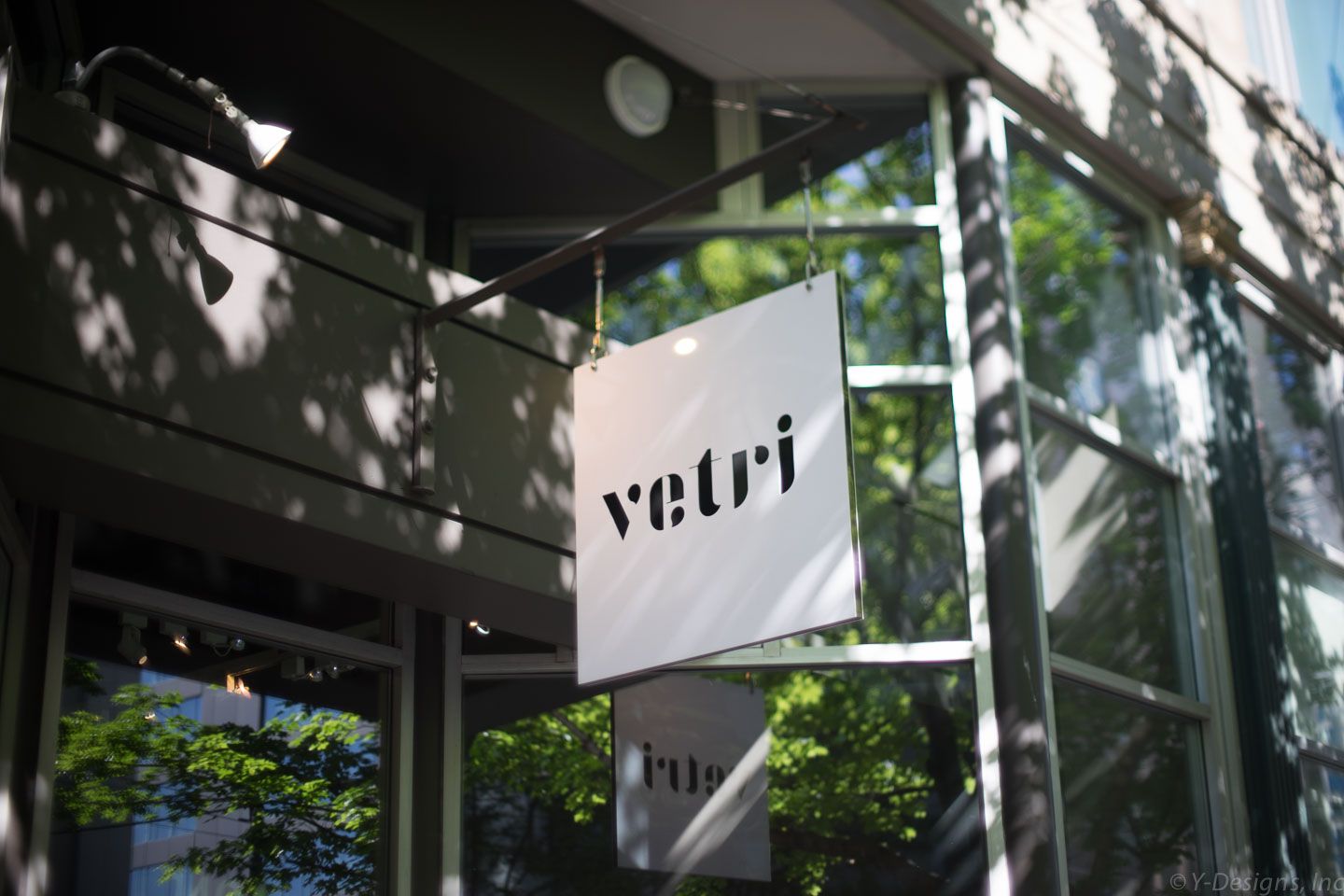 Vetri – New logo, New signage